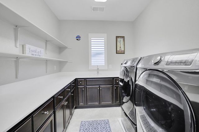 2373 Omega Court, Tracy, CA 95377