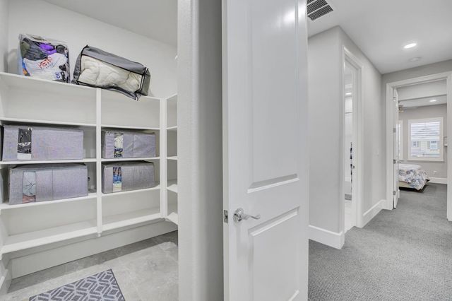 2373 Omega Court, Tracy, CA 95377