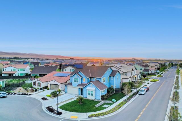2373 Omega Court, Tracy, CA 95377