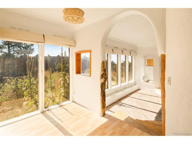 427 S Hemlock St, Crestone, CO 81131