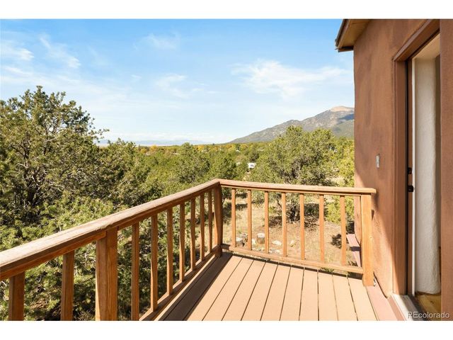 427 S Hemlock St, Crestone, CO 81131