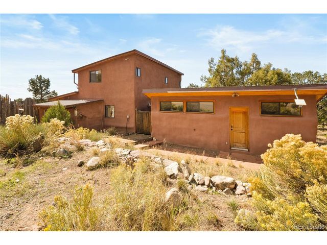 427 S Hemlock St, Crestone, CO 81131