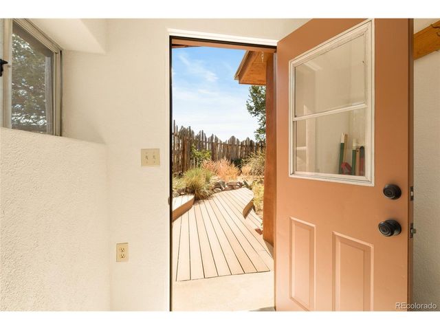 427 S Hemlock St, Crestone, CO 81131