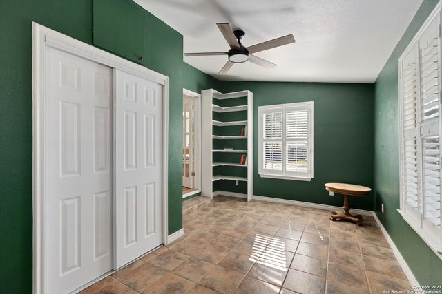 431 Irvington Dr, San Antonio, TX 78209