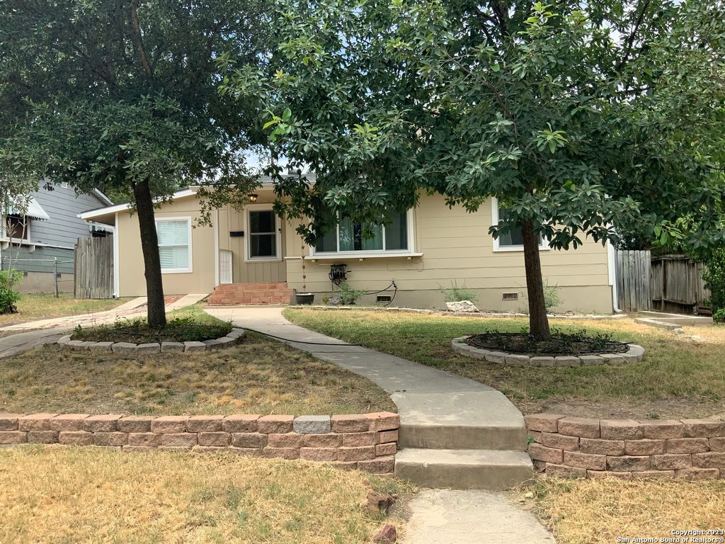 431 Irvington Dr, San Antonio, TX 78209