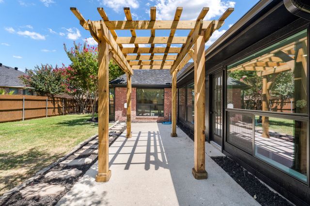 126 Silver Rock Drive, Trophy Club, TX 76262