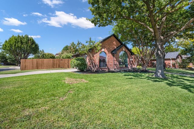 126 Silver Rock Drive, Trophy Club, TX 76262