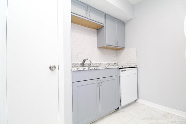 7116 Pearson Rd C, Pensacola, FL 32526