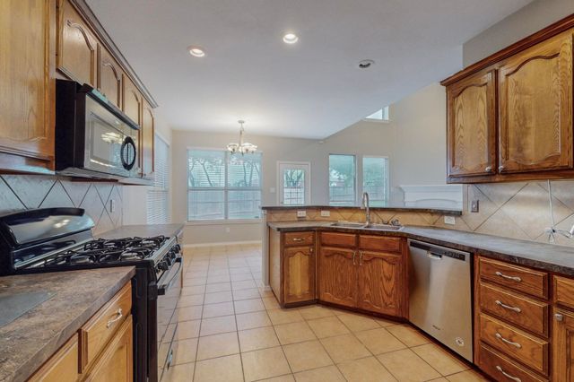 4134 Petersburg Drive, Fort Worth, TX 76244