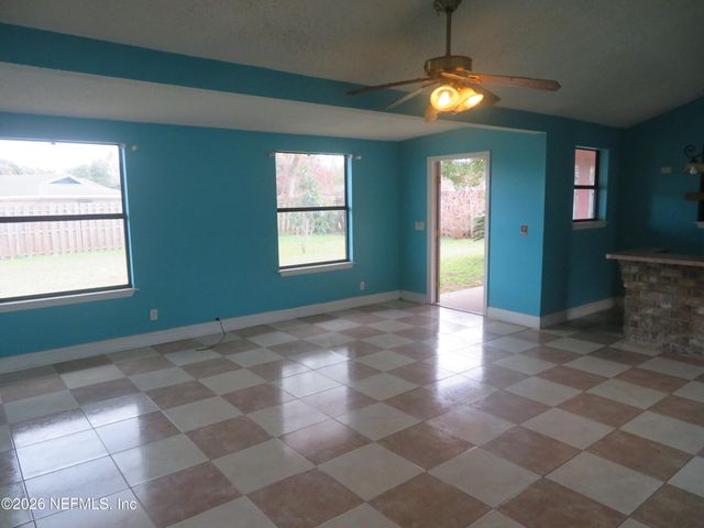 5479 HARDEN Avenue, Orange Park, FL 32065