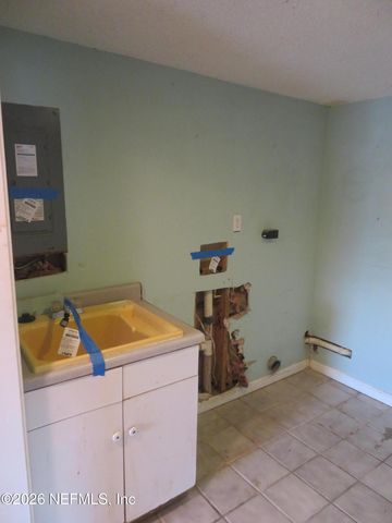 5479 HARDEN Avenue, Orange Park, FL 32065