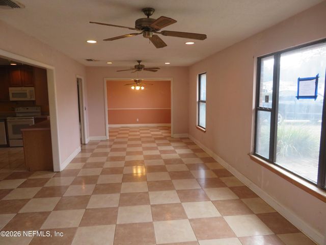 5479 HARDEN Avenue, Orange Park, FL 32065