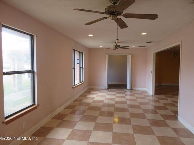 5479 HARDEN Avenue, Orange Park, FL 32065