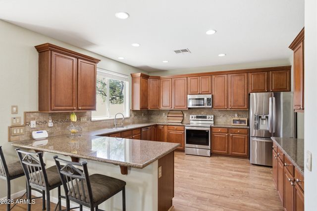 6968 S WILSON Drive, Chandler, AZ 85249