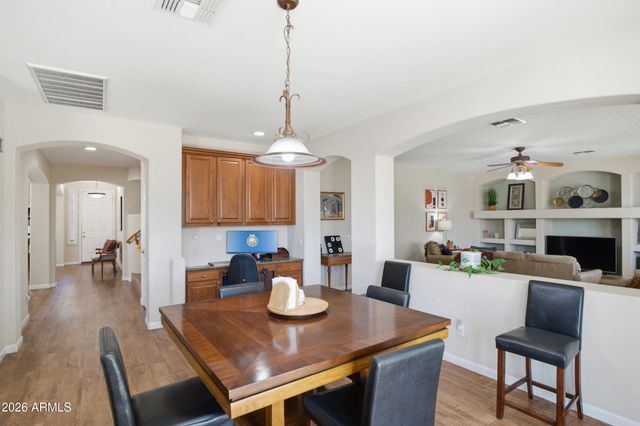 6968 S WILSON Drive, Chandler, AZ 85249