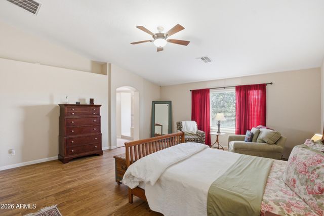6968 S WILSON Drive, Chandler, AZ 85249