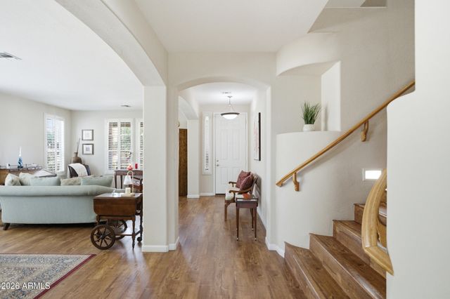 6968 S WILSON Drive, Chandler, AZ 85249