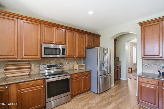 6968 S WILSON Drive, Chandler, AZ 85249