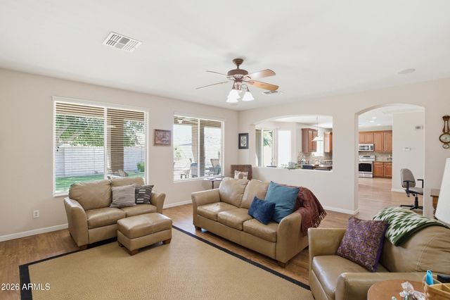 6968 S WILSON Drive, Chandler, AZ 85249