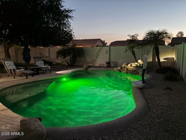 6968 S WILSON Drive, Chandler, AZ 85249