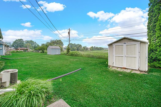3303 Silverbrook Avenue, La Porte, IN 46350