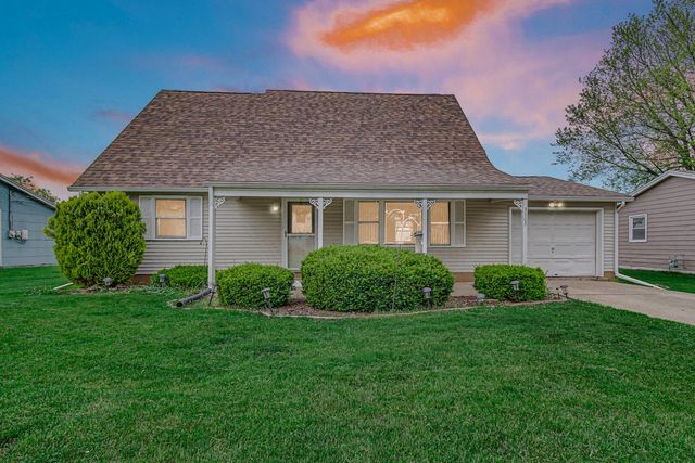 3303 Silverbrook Avenue, La Porte, IN 46350