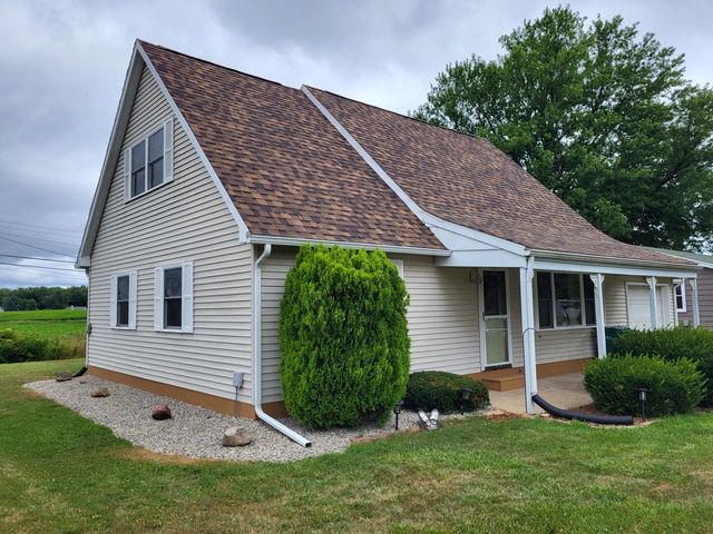 3303 Silverbrook Avenue, La Porte, IN 46350