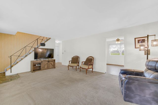 3303 Silverbrook Avenue, La Porte, IN 46350