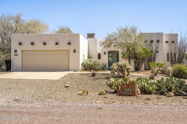 4009 Firethorn Court, Las Cruces, NM 88011