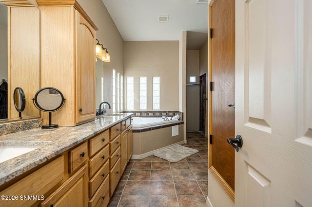 4009 Firethorn Court, Las Cruces, NM 88011