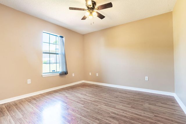 214 Southgate Drive, Crestview, FL 32539