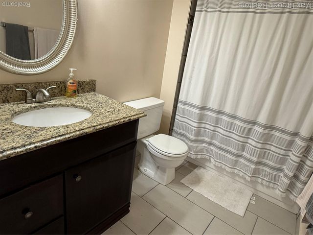 5106 Rock Run, West Bloomfield Charter Township, MI 48322