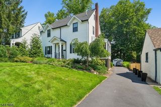 21 Evergreen Pl, Maplewood Twp., NJ 07040