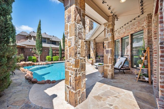 8113 Long Trail Drive, North Richland Hills, TX 76182