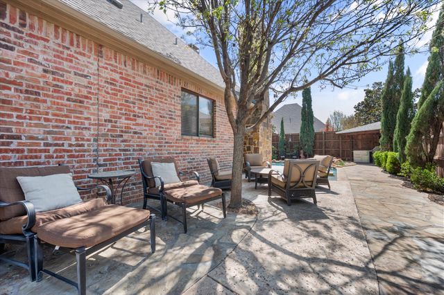 8113 Long Trail Drive, North Richland Hills, TX 76182
