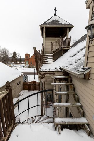 227 W 5th Street, Mankato, MN 56001