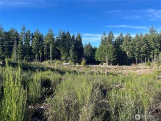 2 Rhododendren Lane NW, Poulsbo, WA 98370