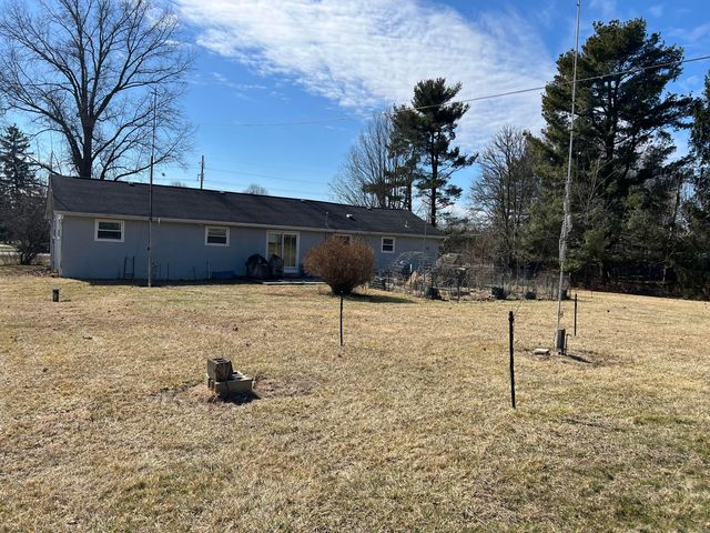 5560 Refugee Road NW, Baltimore, OH 43105