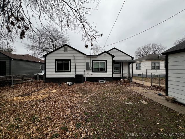 2308 Elgin Avenue, Muskogee, OK 74401