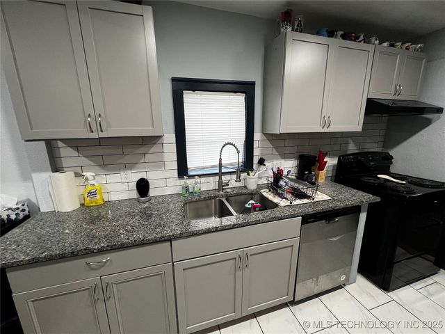 2308 Elgin Avenue, Muskogee, OK 74401