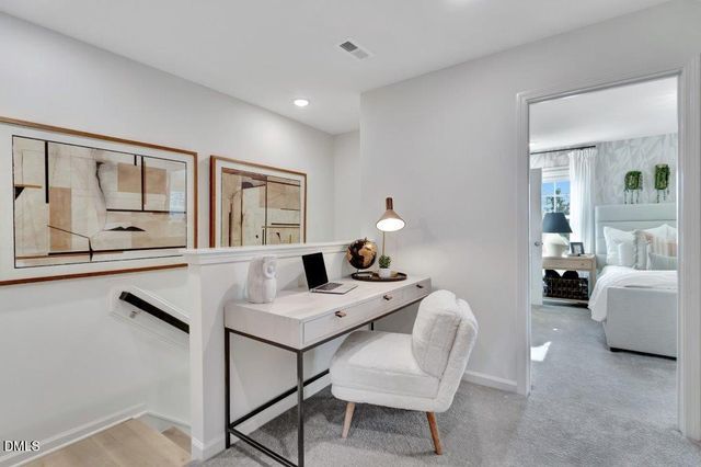 5005 Lambert Rd Drive 56, Cary, NC 27519