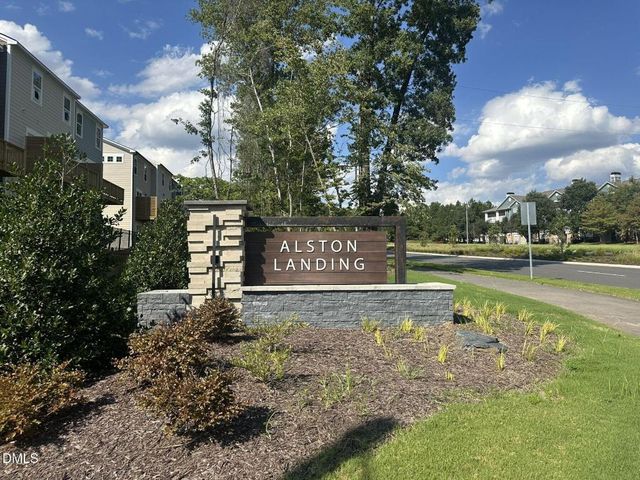 5005 Lambert Rd Drive 56, Cary, NC 27519