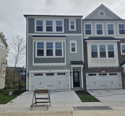 5005 Lambert Rd Drive 56, Cary, NC 27519