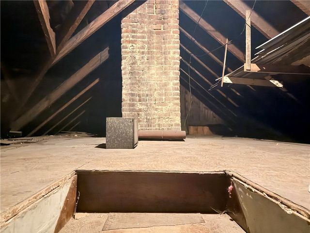 801 Cowan Ave, Jeannette, PA 15644