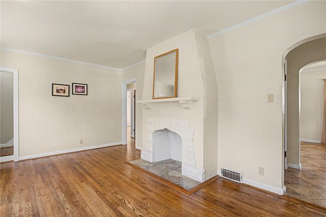 248 Claranna Avenue, Oakwood, OH 45419