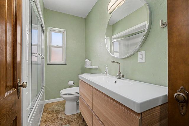 248 Claranna Avenue, Oakwood, OH 45419