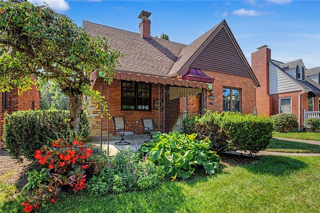 248 Claranna Avenue, Oakwood, OH 45419