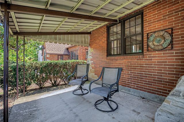 248 Claranna Avenue, Oakwood, OH 45419