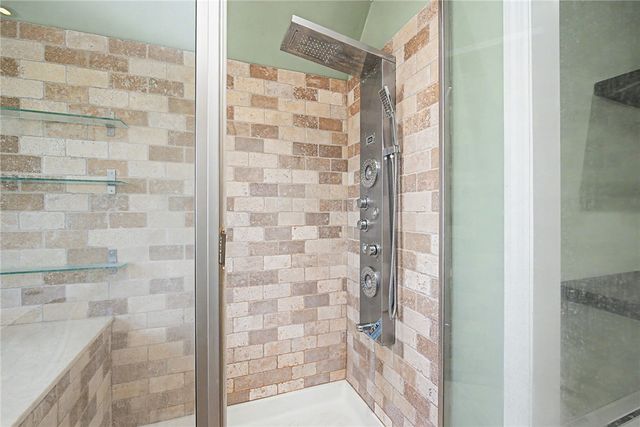 248 Claranna Avenue, Oakwood, OH 45419
