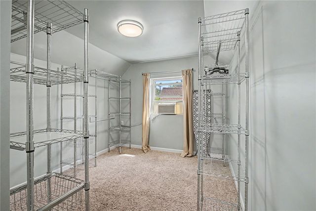 248 Claranna Avenue, Oakwood, OH 45419
